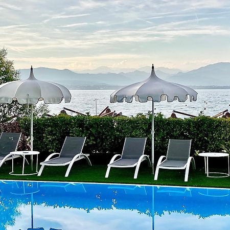 Hotel Aquila D'Oro Desenzano Desenzano del Garda Exterior foto